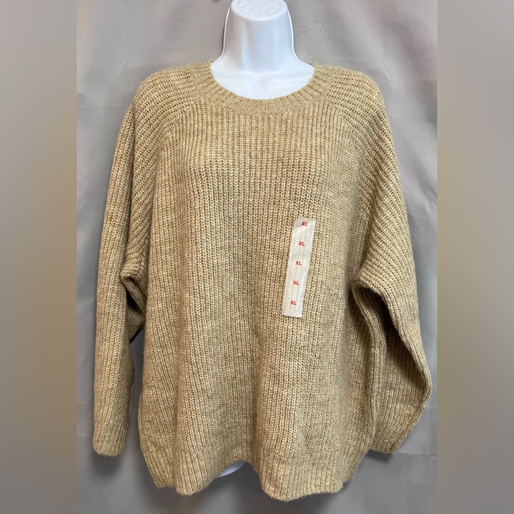 Old Navy Women’s‎ Sweater Sz XL Beige NWT